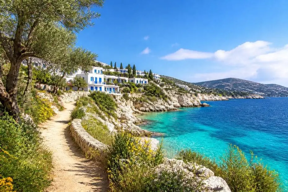 découvrez destination med blog, votre guide ultime pour des conseils pratiques et des inspirations uniques afin de voyager en toute sérénité en méditerranée.